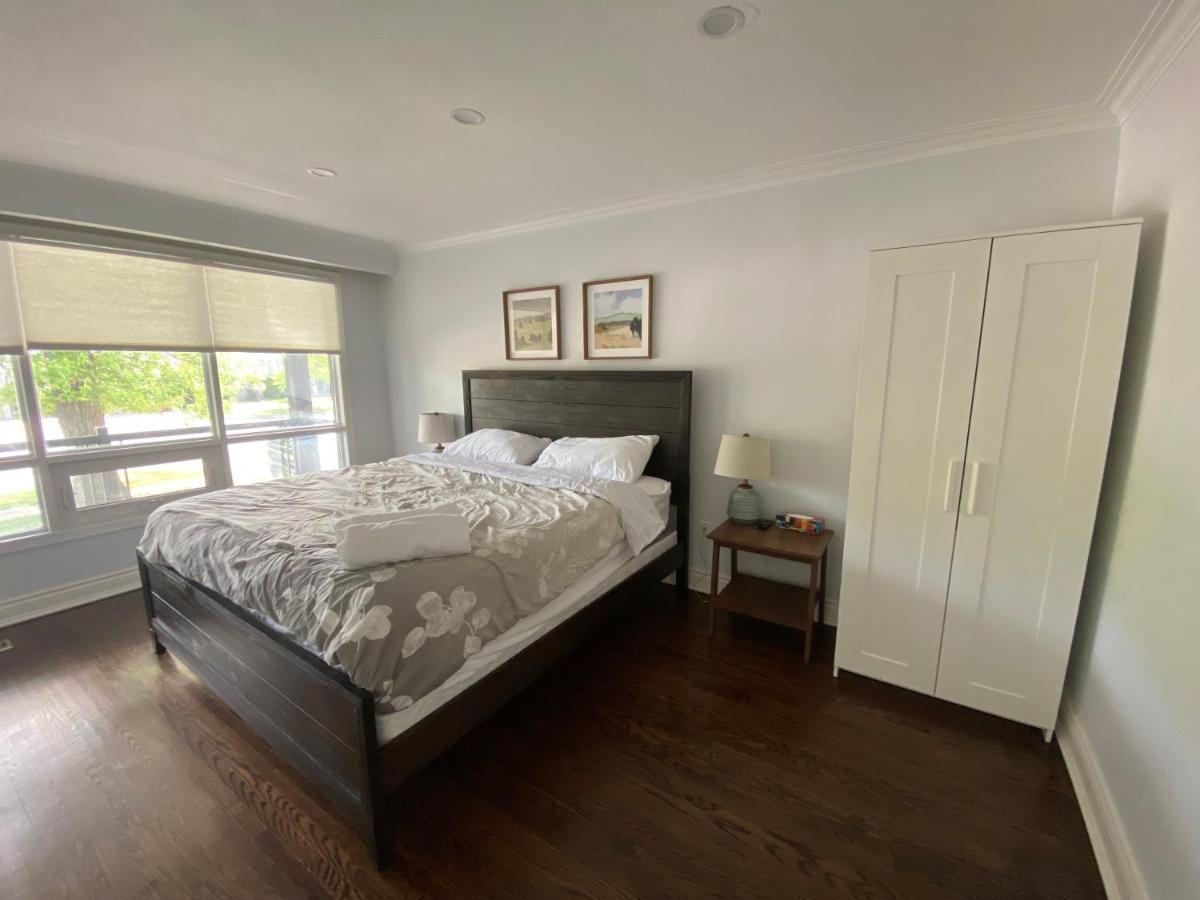 Yonge And Finch Subway !L Spacious & Bright Private Bedroom With Shared Amenties 토론토 외부 사진